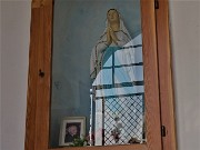 75 Alla cappelletta dell'Assunta ...Don Bepo e la sua Madonnina 